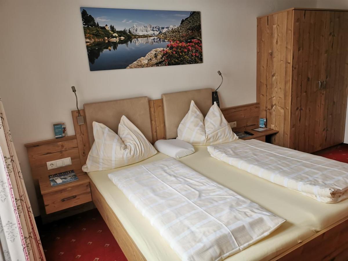 Oberauer Wagrain - Die Eco Familien Hotelpension B&B Eksteriør bilde