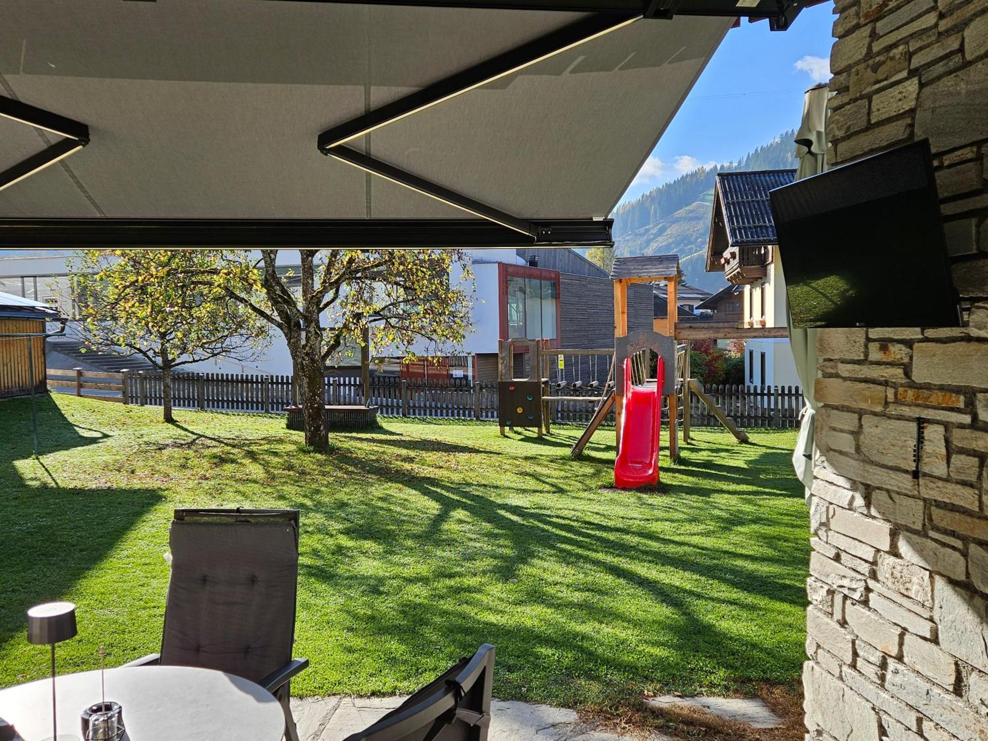 Oberauer Wagrain - Die Eco Familien Hotelpension B&B Eksteriør bilde